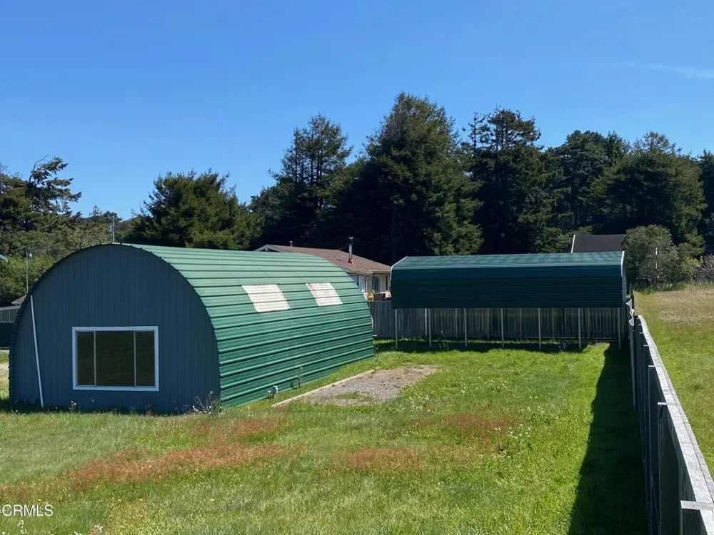 31945 Johnson Lane Fort Bragg, CA 95437
