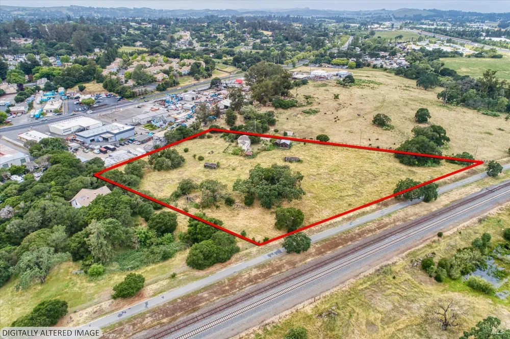 195 Cinnabar Avenue Petaluma, CA 94952