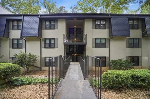32 Arpege Way NW #32