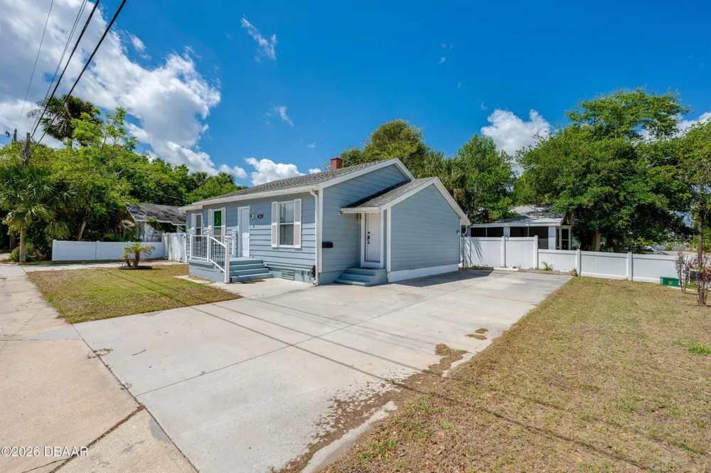 243 PENINSULA DRIVE Daytona Beach, FL 32118