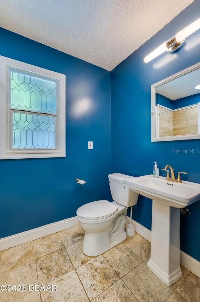 243 PENINSULA DRIVE Daytona Beach, FL 32118