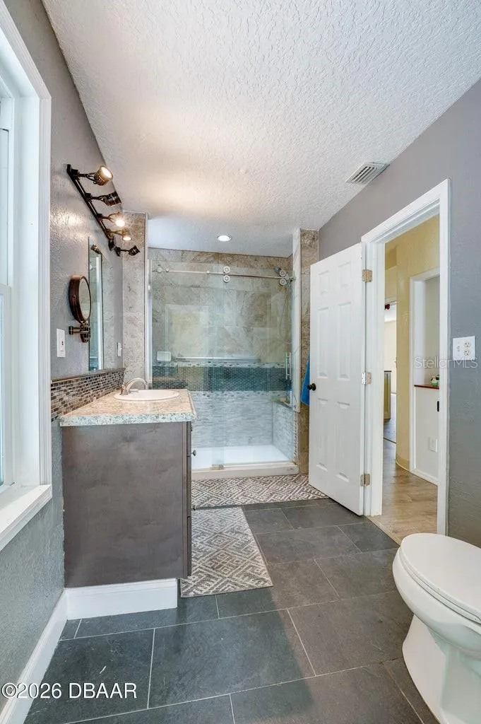 243 PENINSULA DRIVE Daytona Beach, FL 32118