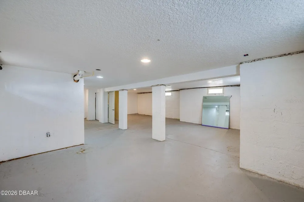 243 PENINSULA DRIVE Daytona Beach, FL 32118