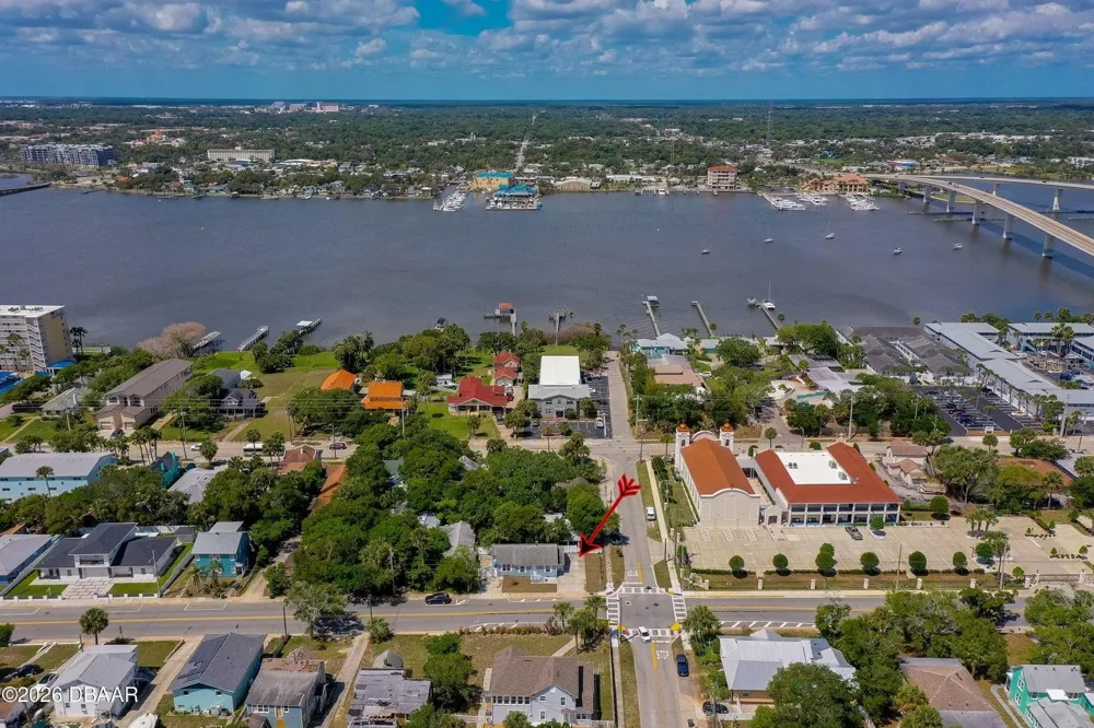 243 PENINSULA DRIVE Daytona Beach, FL 32118