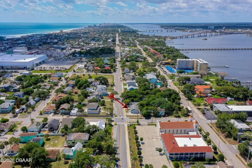 243 PENINSULA DRIVE Daytona Beach, FL 32118