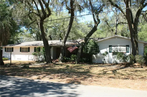 106 SW 38TH STREET