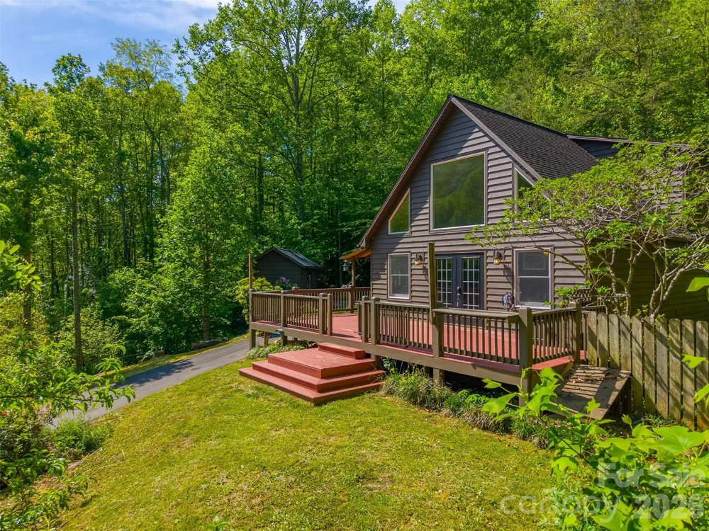110 Wyoming Drive Sylva, NC 28779