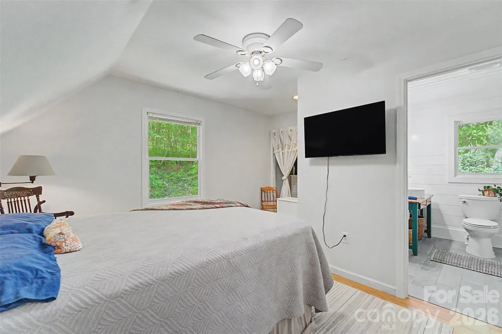 110 Wyoming Drive Sylva, NC 28779