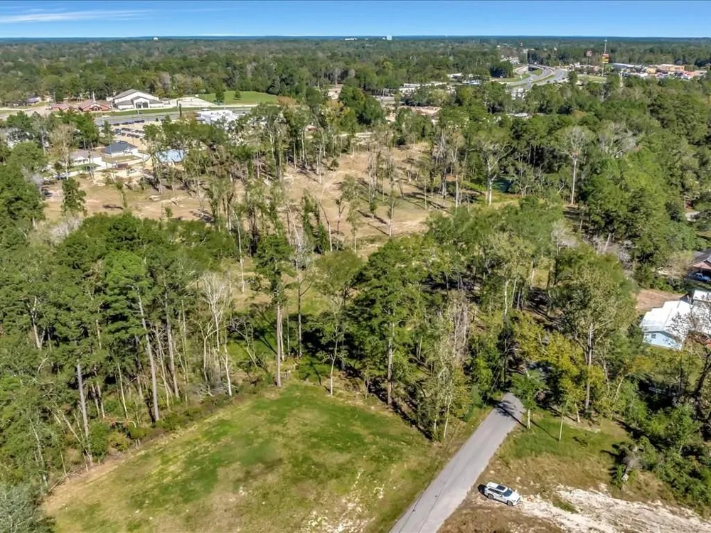 313 Sandybrook Lufkin, TX 75901