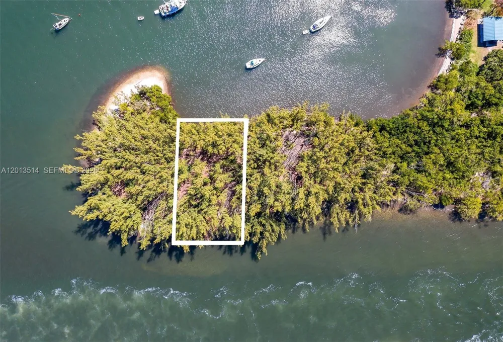 Address Not Shown Hollywood, FL 33019