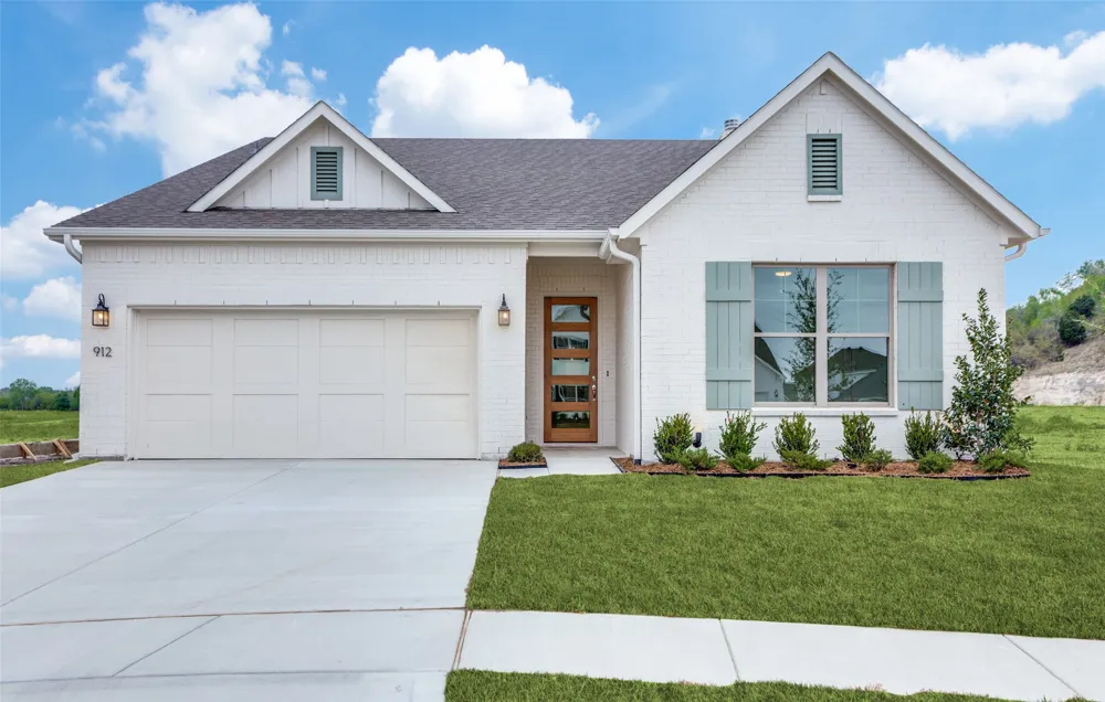 912 Triple Crown Court Willow Park, TX 76087