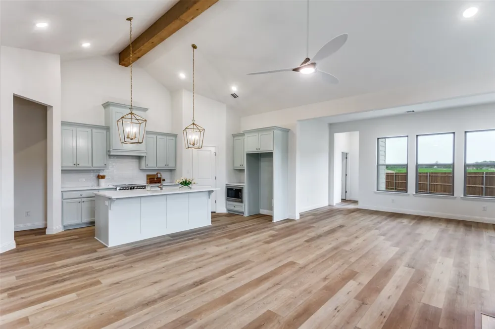 912 Triple Crown Court Willow Park, TX 76087