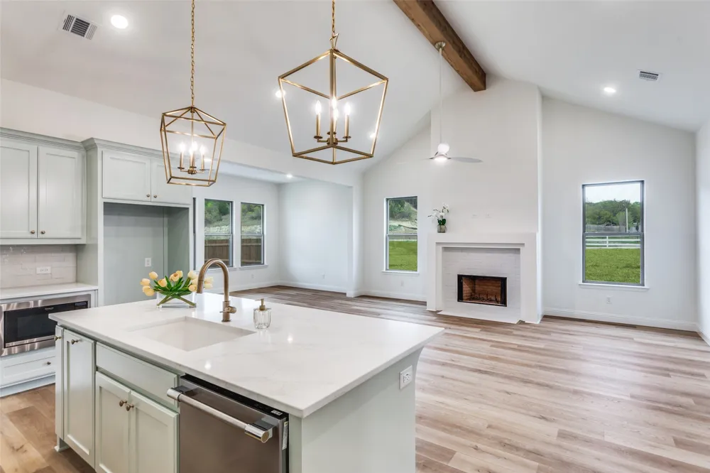 912 Triple Crown Court Willow Park, TX 76087