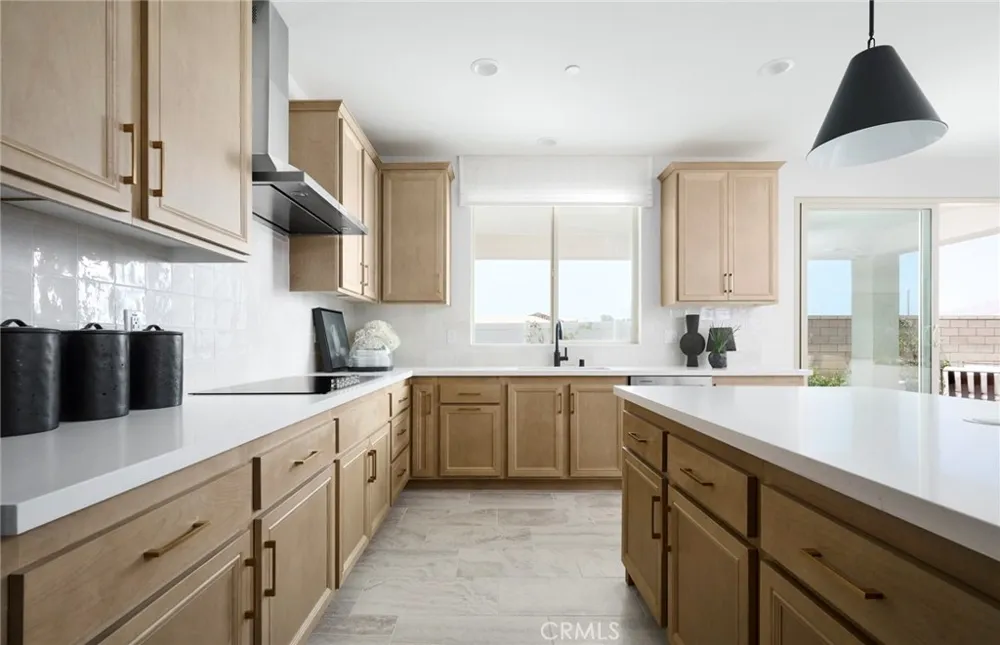 1324 Aberdeen Way Perris, CA 92571