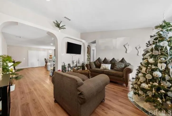 154 E 11th Street Perris, CA 92570