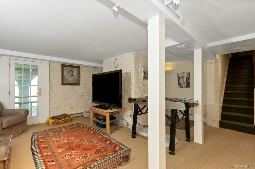 34 Lawrence Lane Palisades, NY 10964
