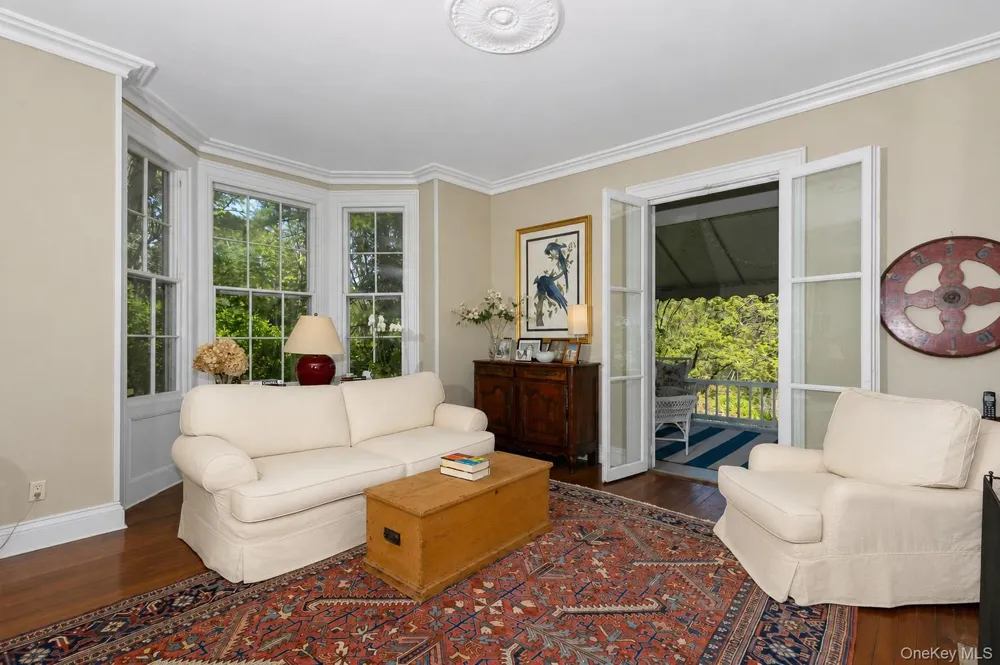 34 Lawrence Lane Palisades, NY 10964