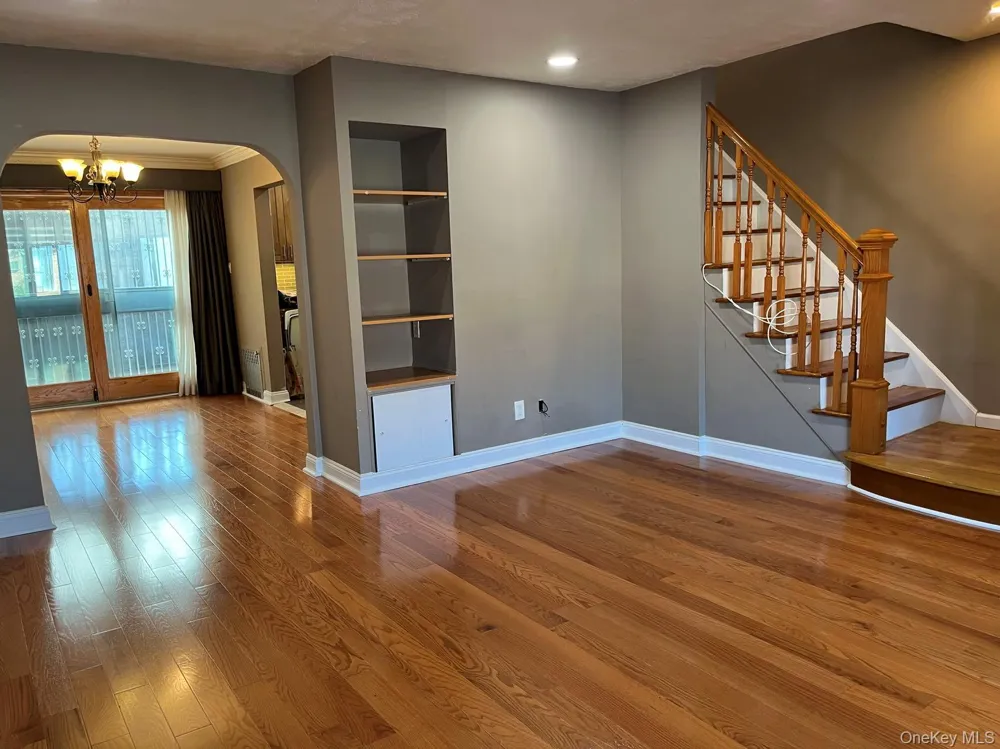 5314 194th Street Fresh Meadows, NY 11365
