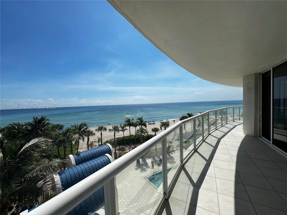 18671 Collins Ave #402 Sunny Isles Beach, FL 33160