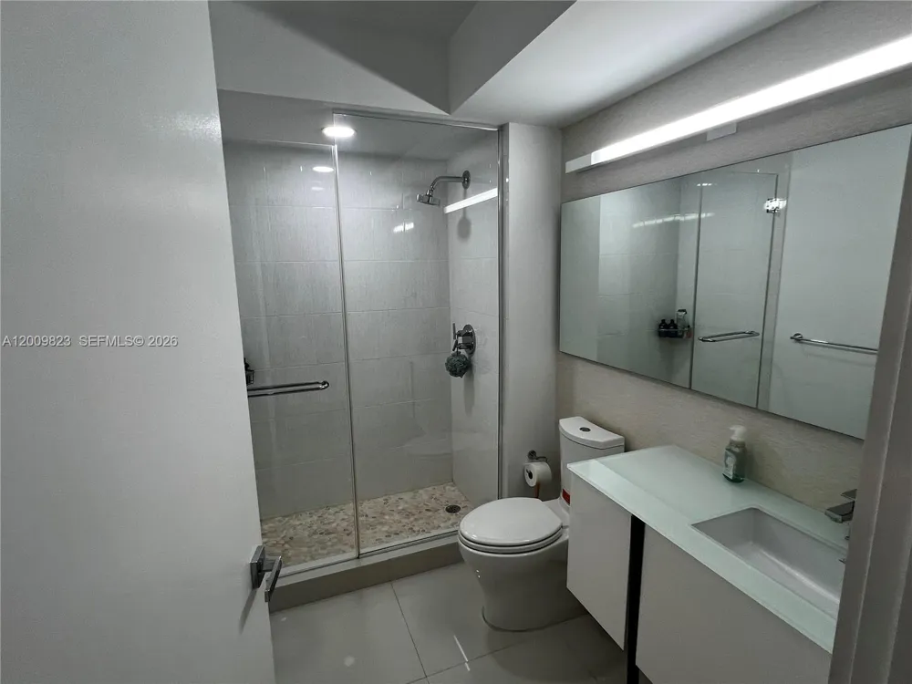18671 Collins Ave #402 Sunny Isles Beach, FL 33160