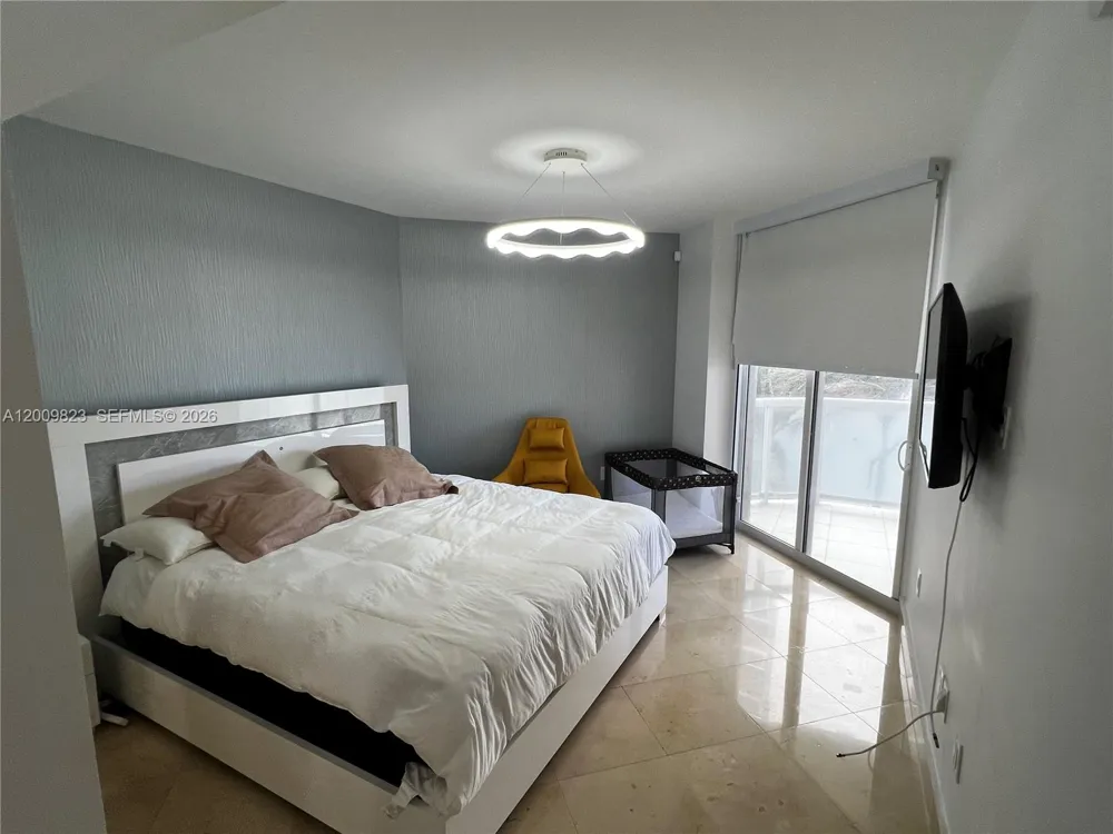 18671 Collins Ave #402 Sunny Isles Beach, FL 33160