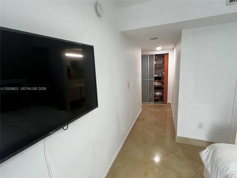 18671 Collins Ave #402 Sunny Isles Beach, FL 33160