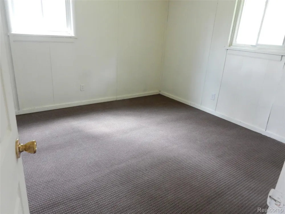 748 Harriet Street Ypsilanti City, MI 48197