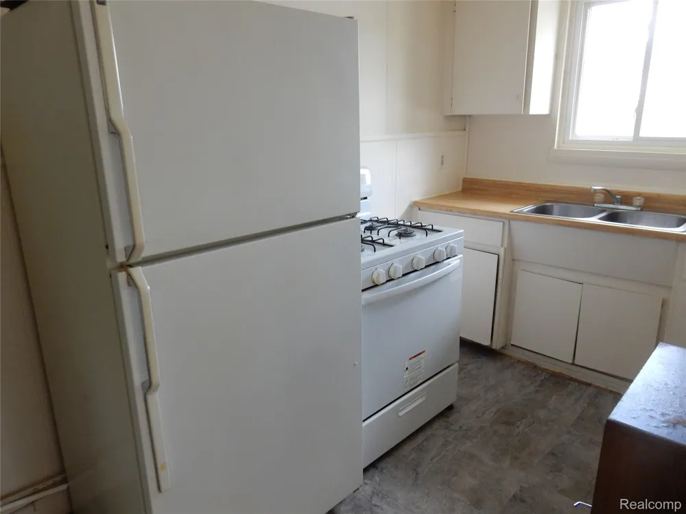 748 Harriet Street Ypsilanti City, MI 48197