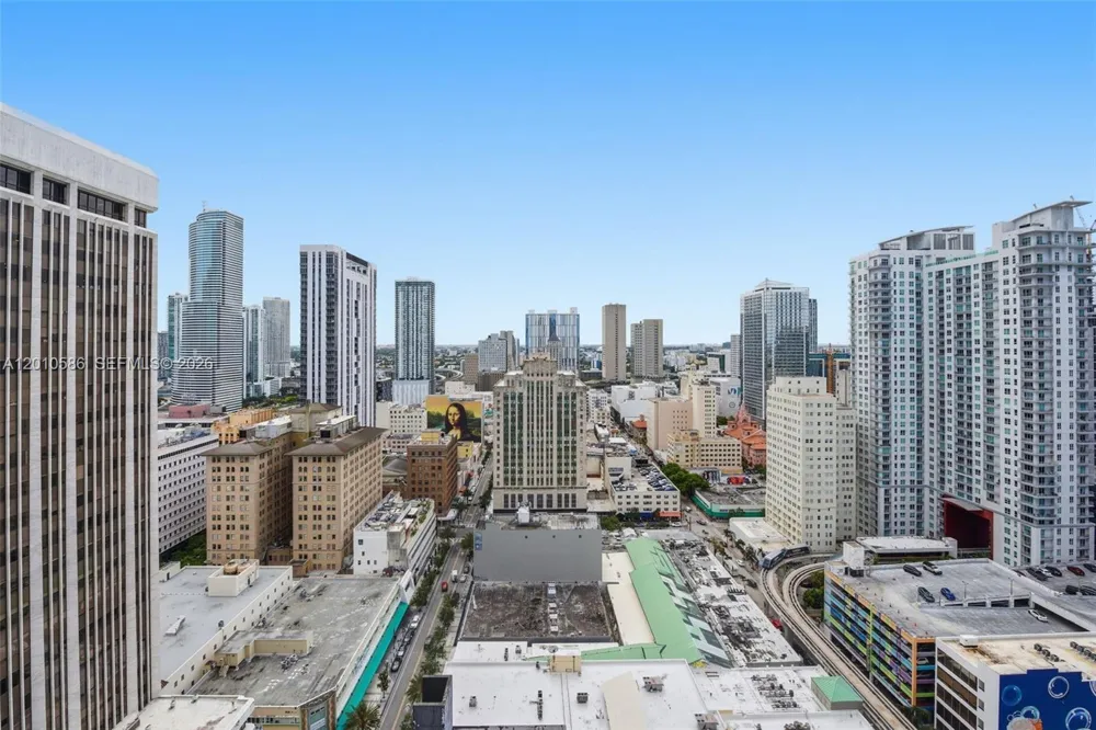 50 Biscayne Blvd #2911 Miami, FL 33132