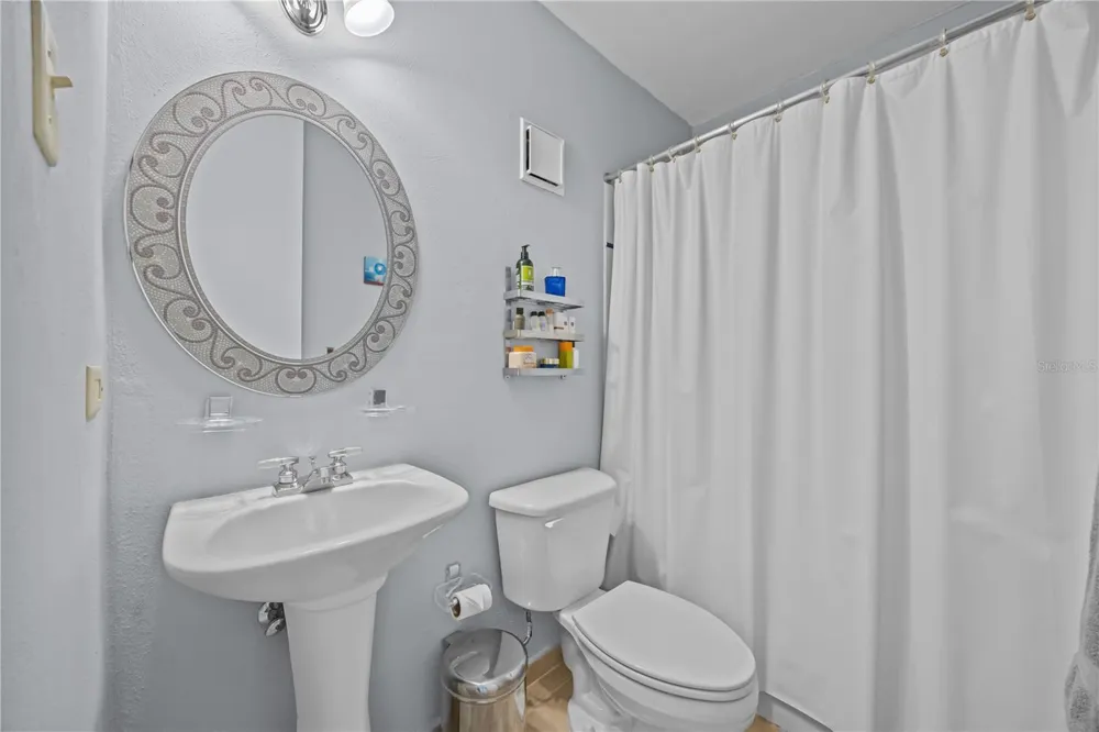 26 CALLE CAMBIJA #PH B-312 Rincon, PR 00677