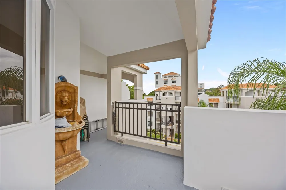 26 CALLE CAMBIJA #PH B-312 Rincon, PR 00677
