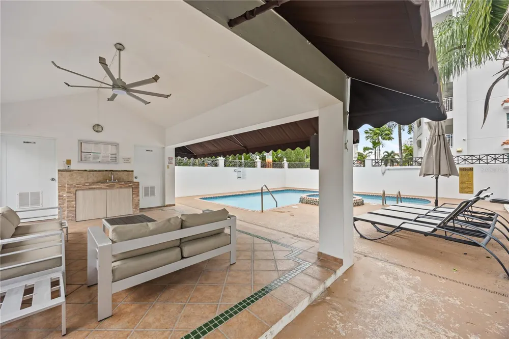 26 CALLE CAMBIJA #PH B-312 Rincon, PR 00677