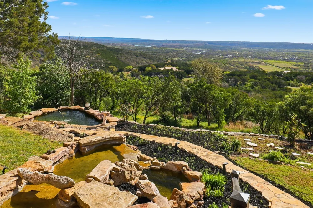 1071 Escalar Drive Buchanan Dam, TX 78609