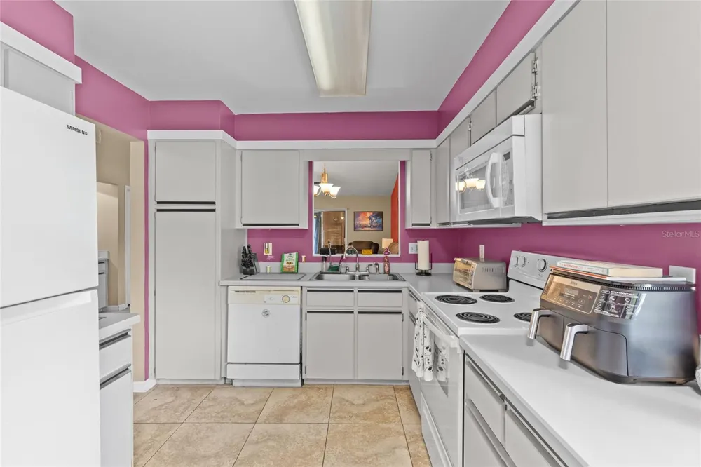 601 ALBANY COURT Longwood, FL 32779