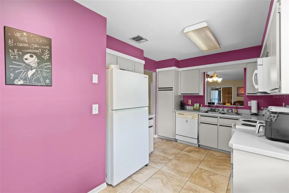 601 ALBANY COURT Longwood, FL 32779