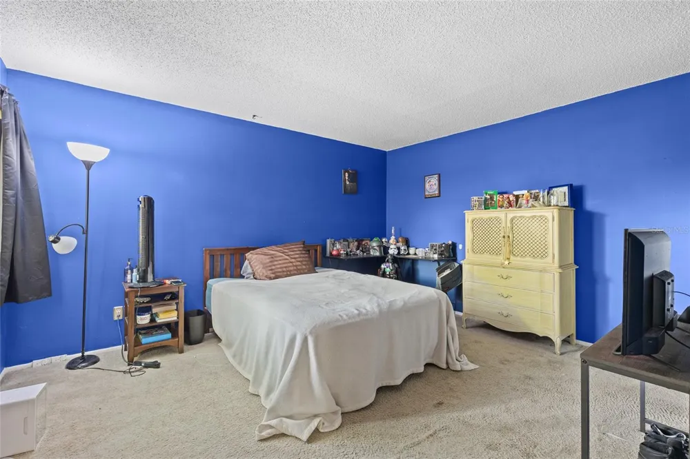 601 ALBANY COURT Longwood, FL 32779