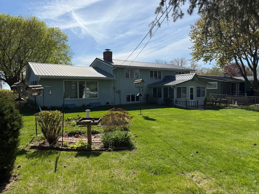 705 Adams Street Armstrong, IA 50514