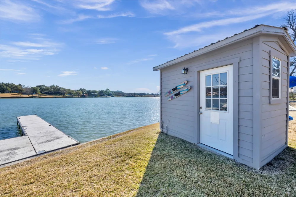 1846 Bluebonnet Lane Kingsland, TX 78639