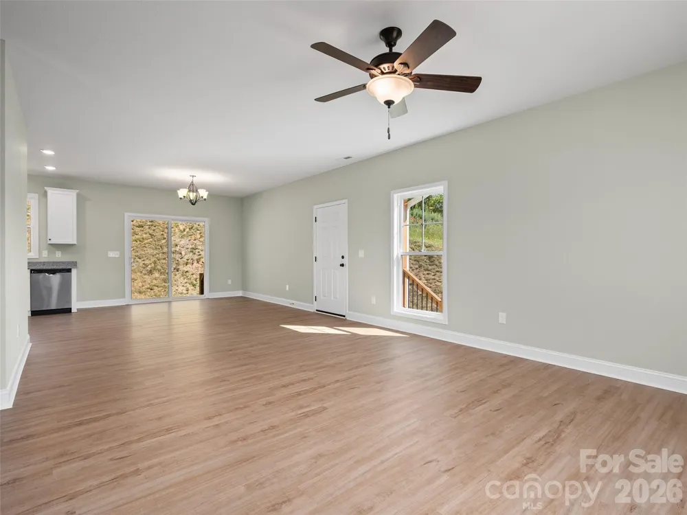 373 Barefoot Ridge Clyde, NC 28721