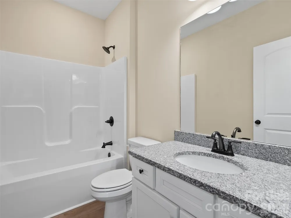 373 Barefoot Ridge Clyde, NC 28721