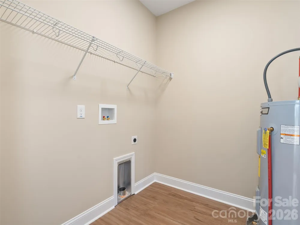 373 Barefoot Ridge Clyde, NC 28721