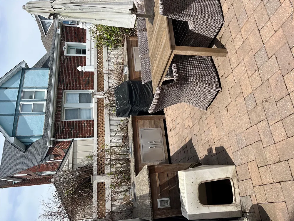 3 Pennsylvania Court Long Beach, NY 11561