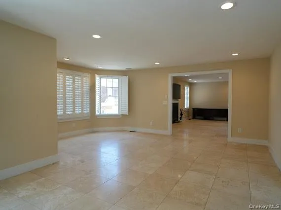 3 Pennsylvania Court Long Beach, NY 11561