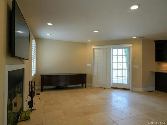 3 Pennsylvania Court Long Beach, NY 11561