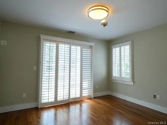 3 Pennsylvania Court Long Beach, NY 11561