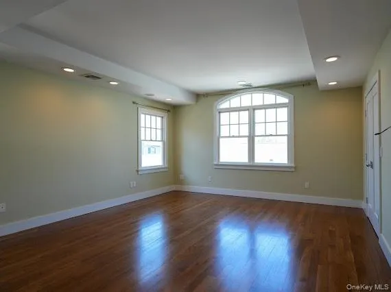 3 Pennsylvania Court Long Beach, NY 11561