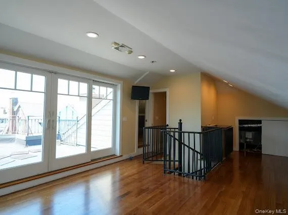 3 Pennsylvania Court Long Beach, NY 11561