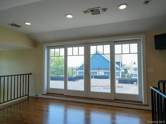 3 Pennsylvania Court Long Beach, NY 11561