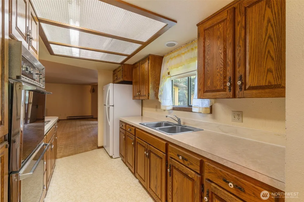 334 Burchett Road Onalaska, WA 98570