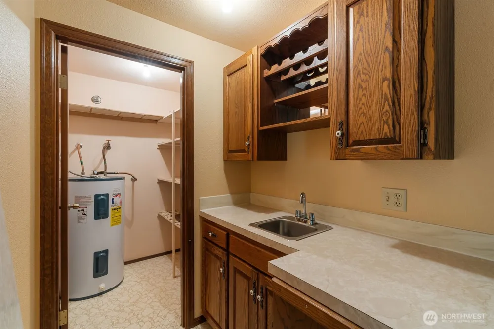 334 Burchett Road Onalaska, WA 98570